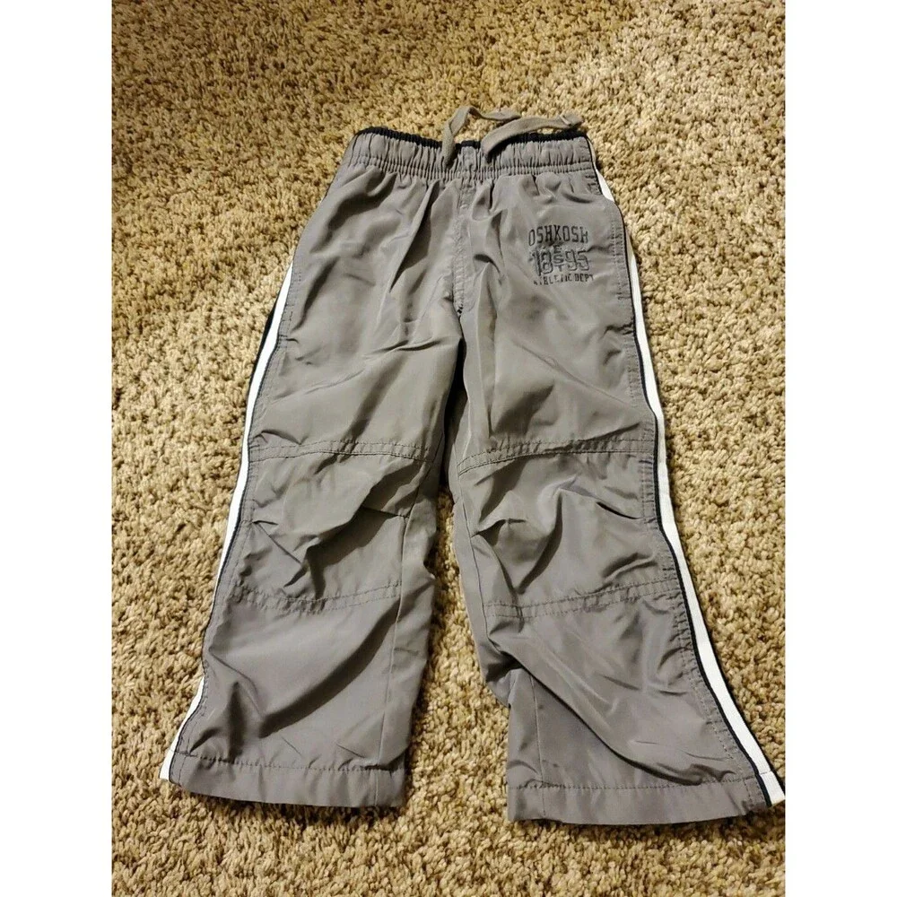 Boy's Oshkosh 2 t gray lined athletic pants
